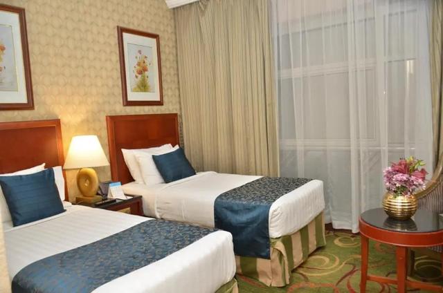 Double room twin beds