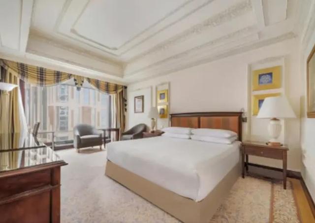 Classic Double room full double bed king size bed